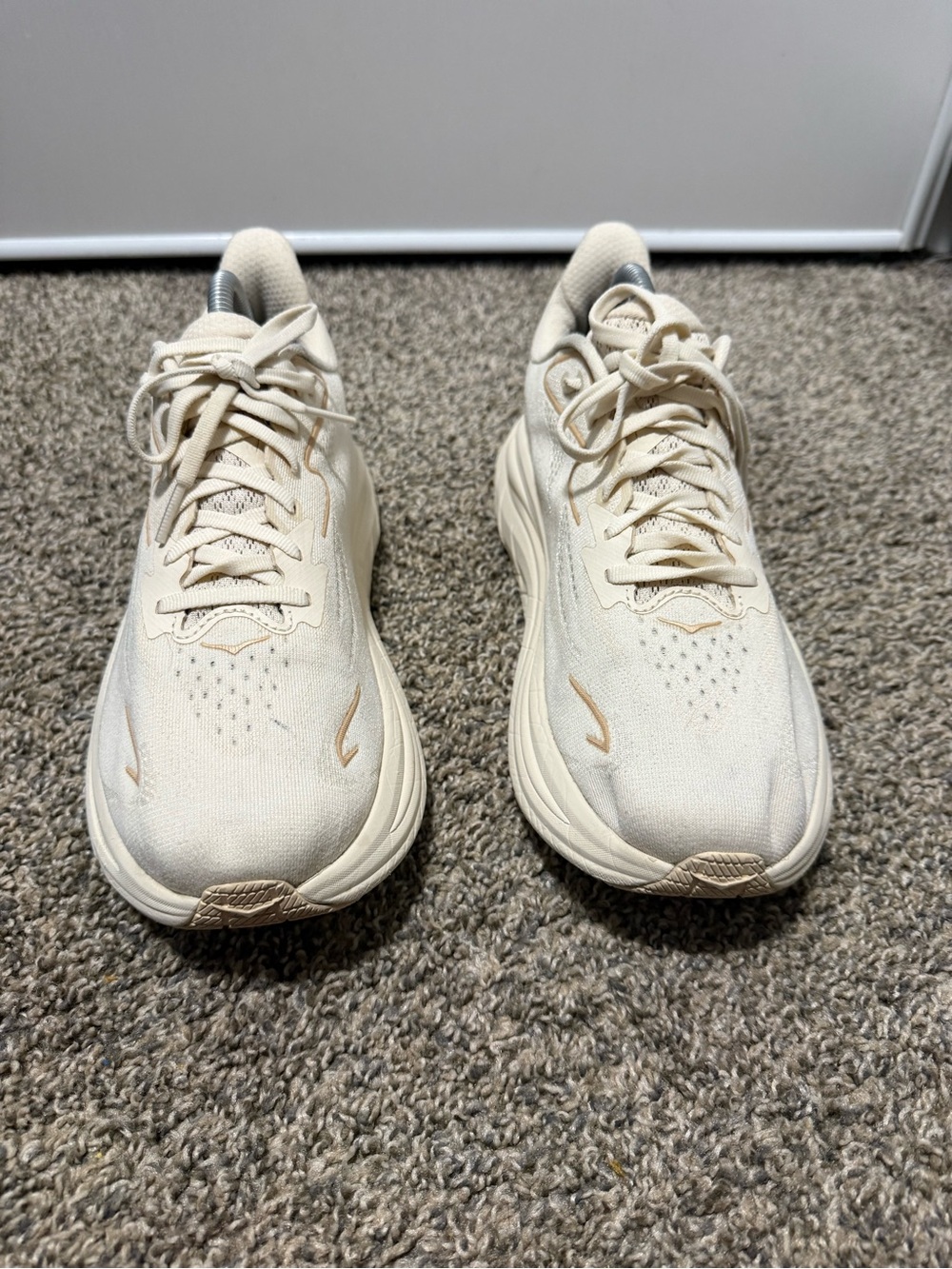 Hoka clifton 10 Cream and Beige Lightweight Running Shoes - Picture 2 of 7